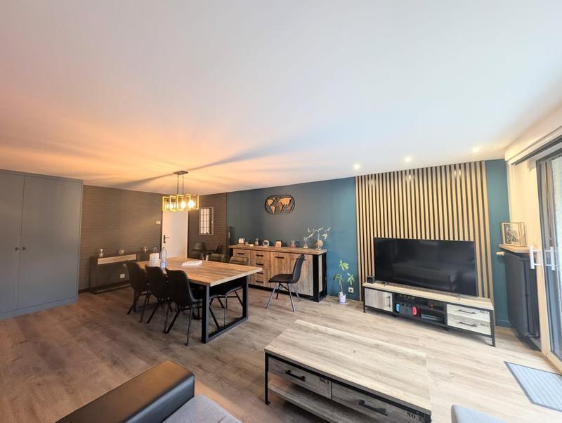 Maison - 105 m² - 5 pièces