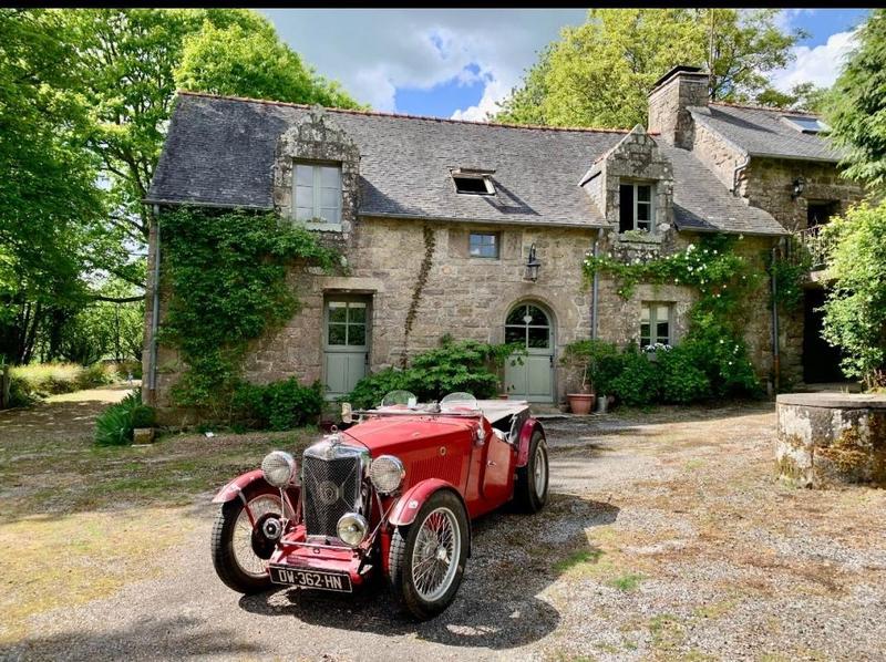 Demeure - 140 m² - 5 pièces