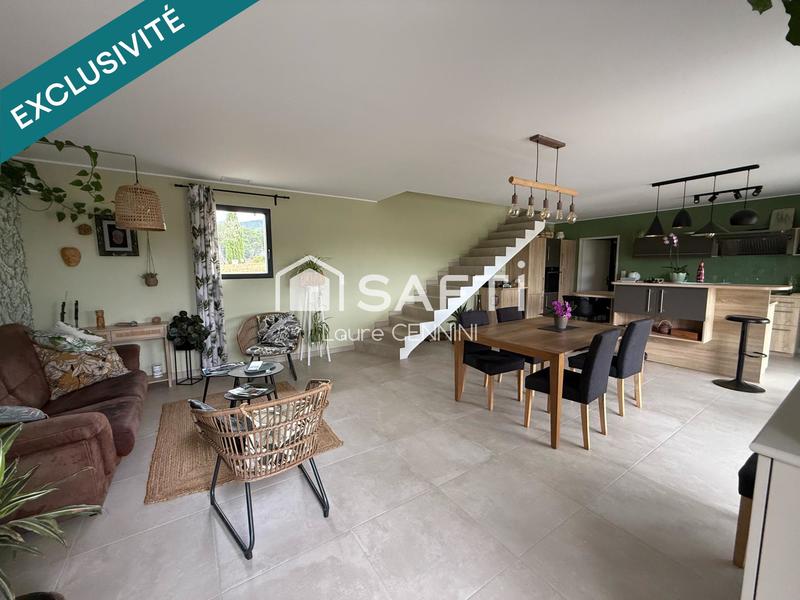 Maison - 165 m² - 8 pièces