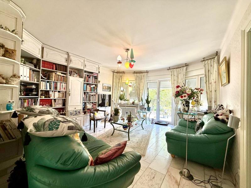 Maison - 274 m² - 6 pièces