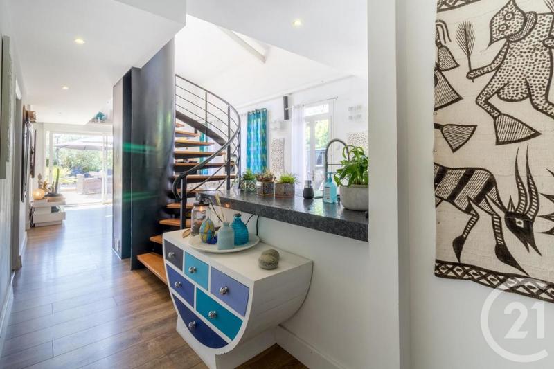 Maison - 158 m² - 6 pièces