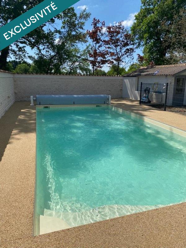 Maison - 225 m² - 9 pièces