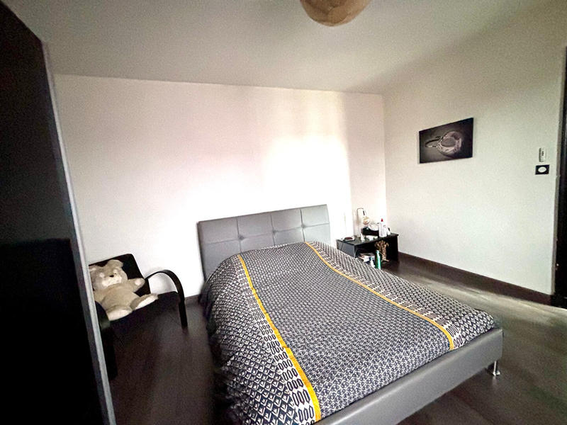 Maison - 192 m² - 6 pièces