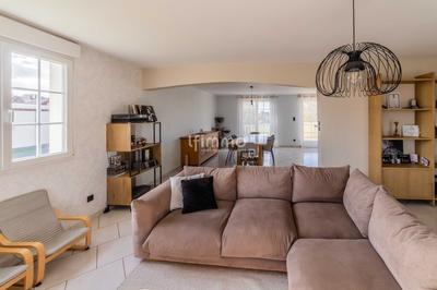 Maison - 145 m² - 5 pièces