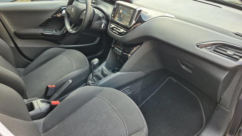 Peugeot 208 1.2 PureTech 82 Active