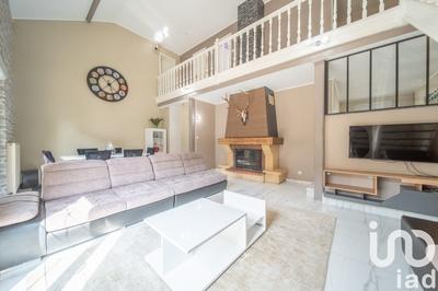 Maison - 179 m² - 8 pièces