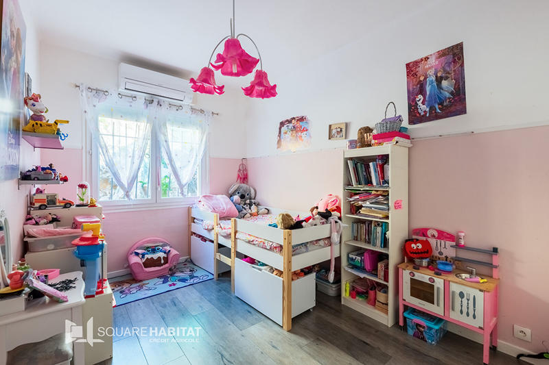 Maison - 168 m² - 7 pièces