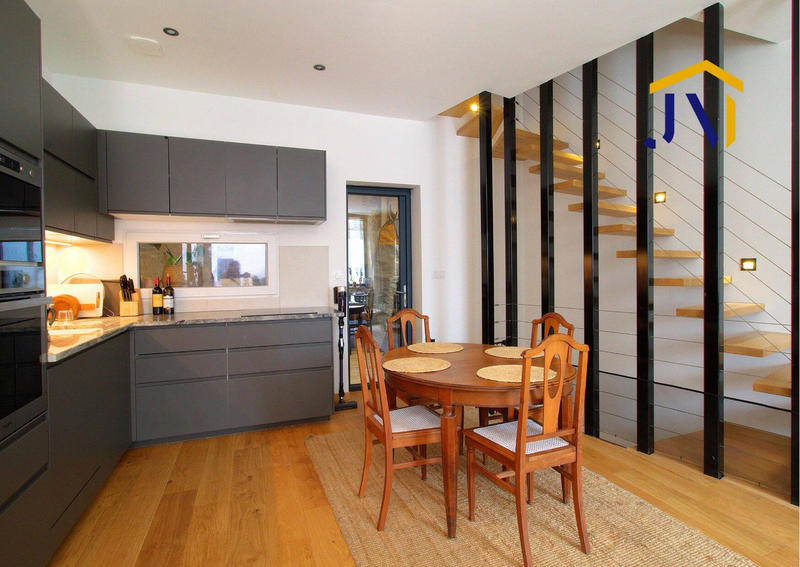 Maison - 107 m² - 4 pièces