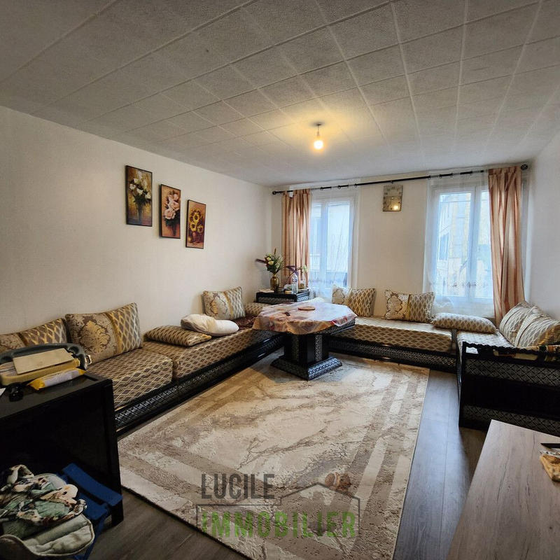 Local commercial - 133 m² - 4 pièces