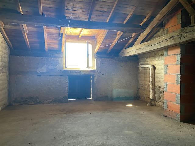 Maison - 99 m² - 4 pièces