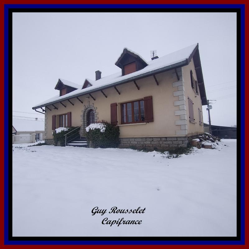 Propriété - 210 m² - 9 pièces