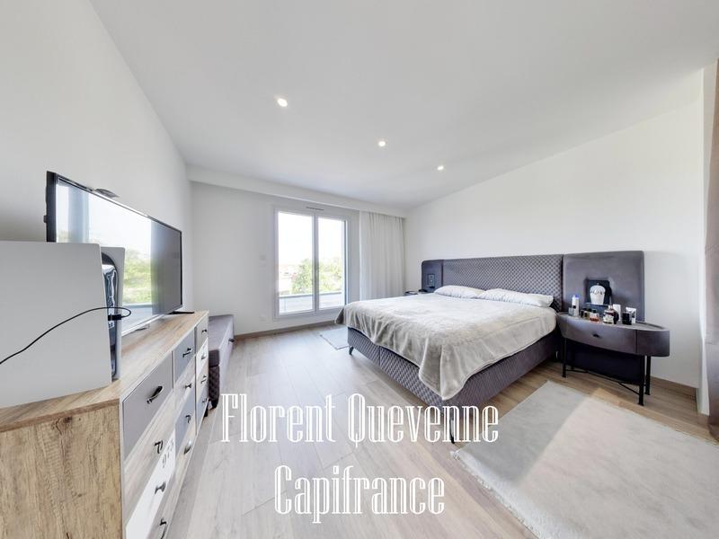 Maison - 176 m² - 6 pièces