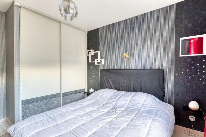 Villa - 174 m² - 9 pièces