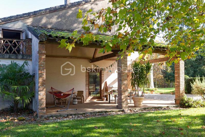 Maison ancienne - 213 m² - 7 pièces