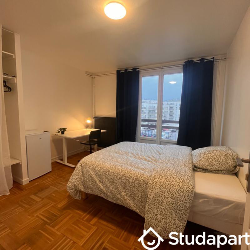 Chambre - 11 m² - 1 pièce