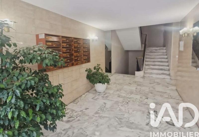 Appartement - 98 m² - 5 pièces