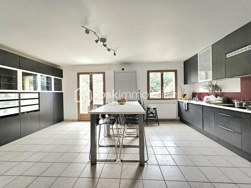 Maison - 135 m² - 6 pièces