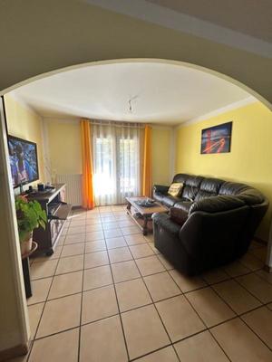 Maison - 96 m² - 3 pièces