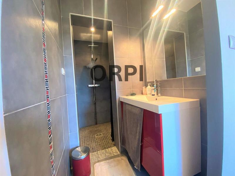 Villa - 212 m² - 8 pièces