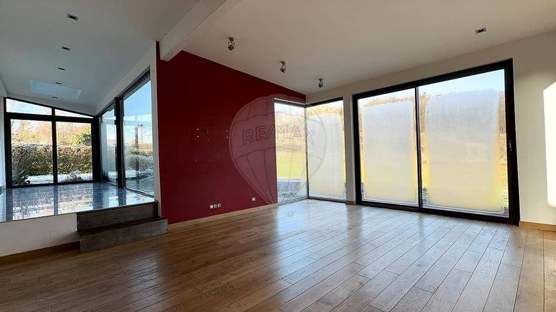 Château - 240 m² - 9 pièces