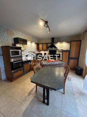 Maison - 106 m² - 5 pièces