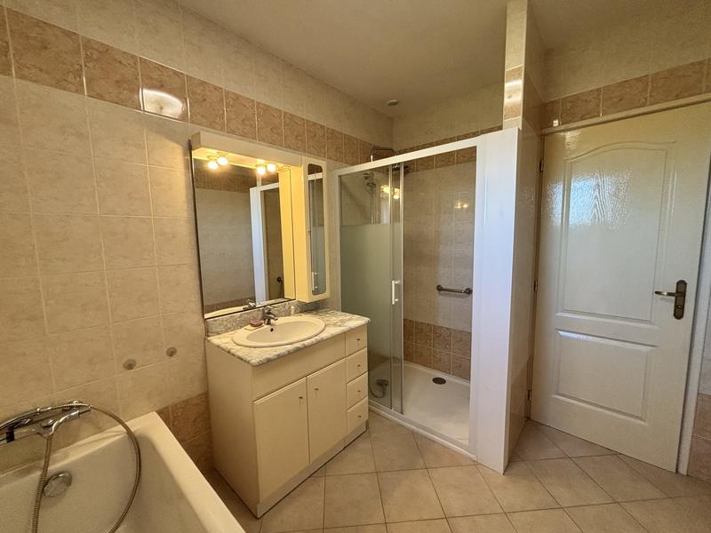 Maison - 118 m² - 4 pièces