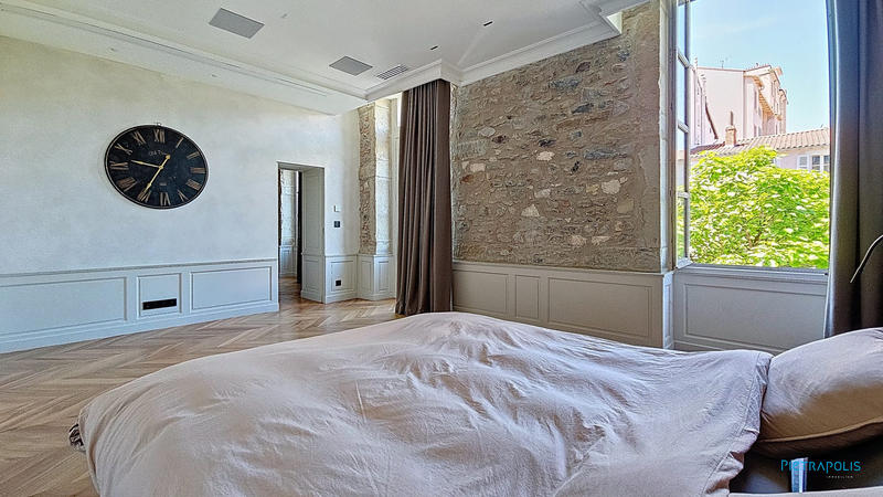 Appartement - 89 m² - 3 pièces