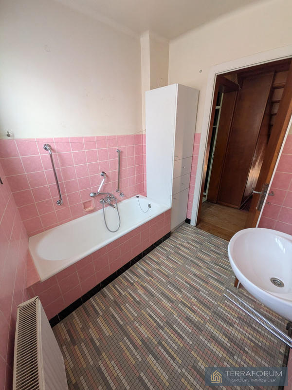 Maison - 105 m² - 6 pièces