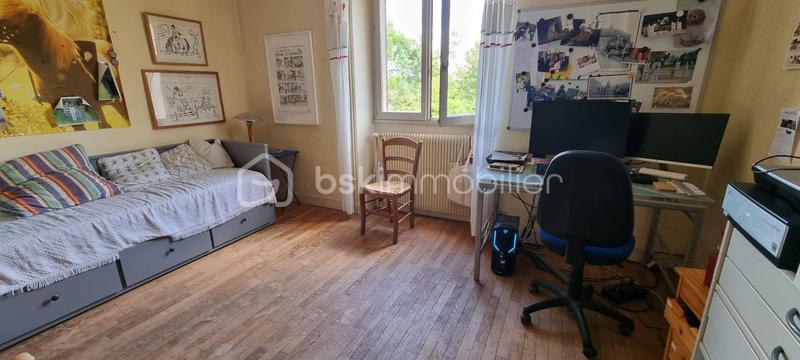 Maison - 203 m² - 8 pièces