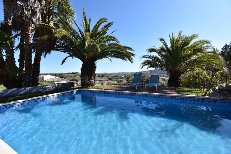 Villa - 235 m² - 6 pièces