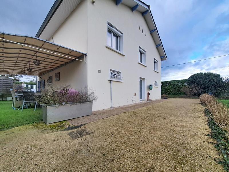 Maison - 155 m² - 4 pièces