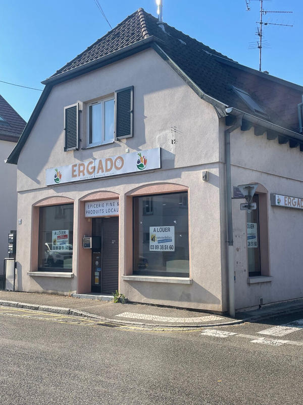 Local commercial - 80 m² - 6 pièces