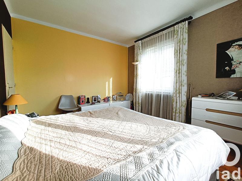 Maison - 210 m² - 6 pièces