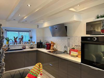 Maison - 159 m² - 7 pièces