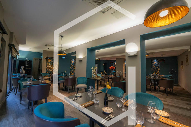 Fonds de commerce - Magasins - 180 m²