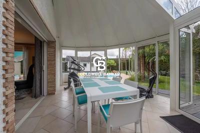 Maison - 285 m² - 6 pièces