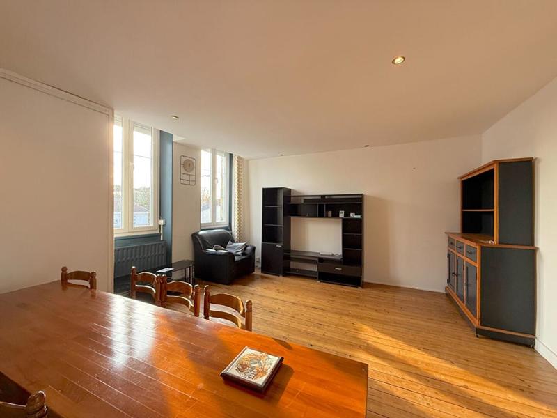 Appartement - 102 m² - 4 pièces