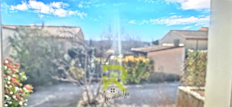 Maison traditionnelle - 95 m² - 4 pièces