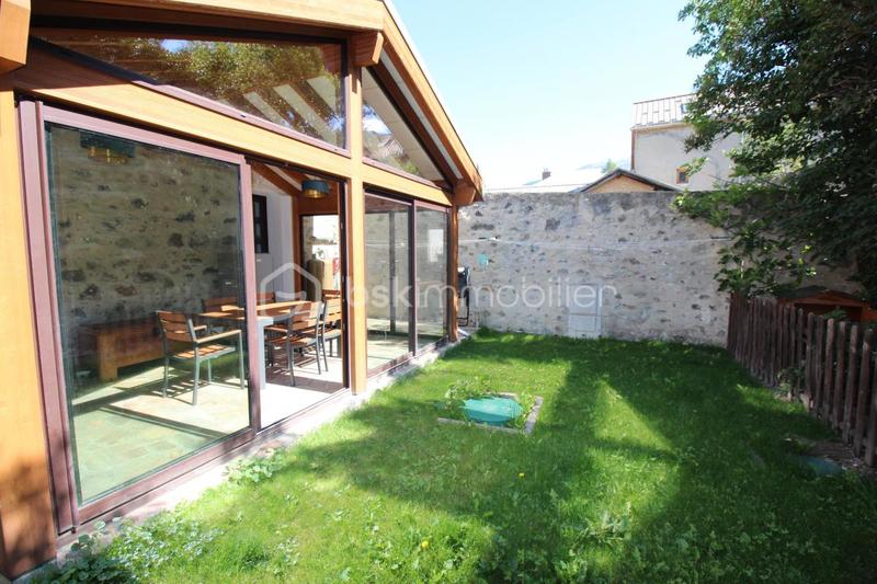 Appartement - 572 m² - 15 pièces