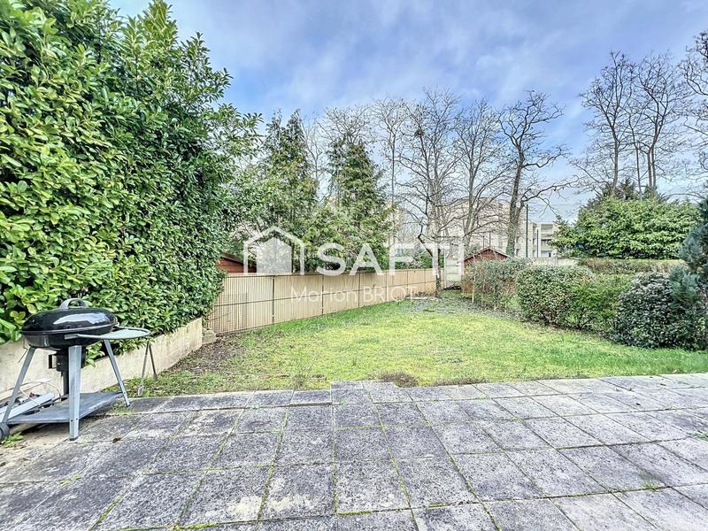 Maison - 104 m² - 5 pièces