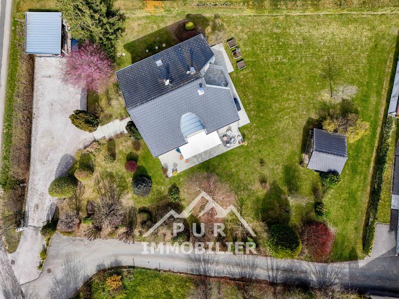 Maison - 206 m² - 6 pièces