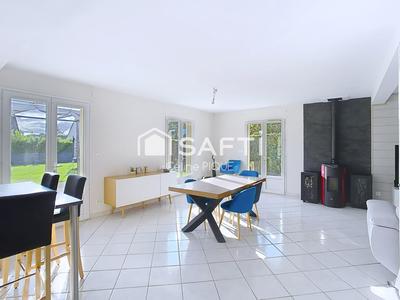 Maison - 126 m² - 7 pièces