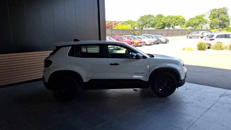 Jeep Avenger Bev 115kw Longitude