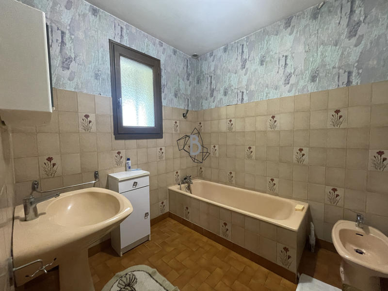 Maison - 159 m² - 7 pièces