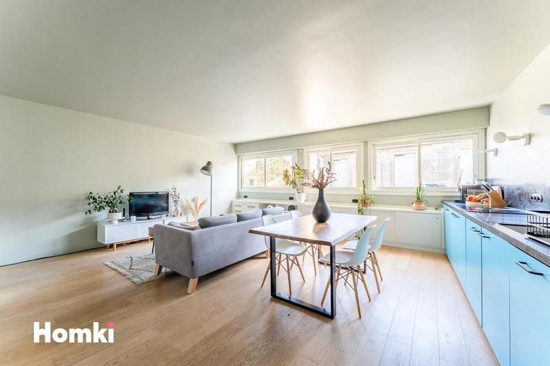 Appartement - 80 m² - 3 pièces