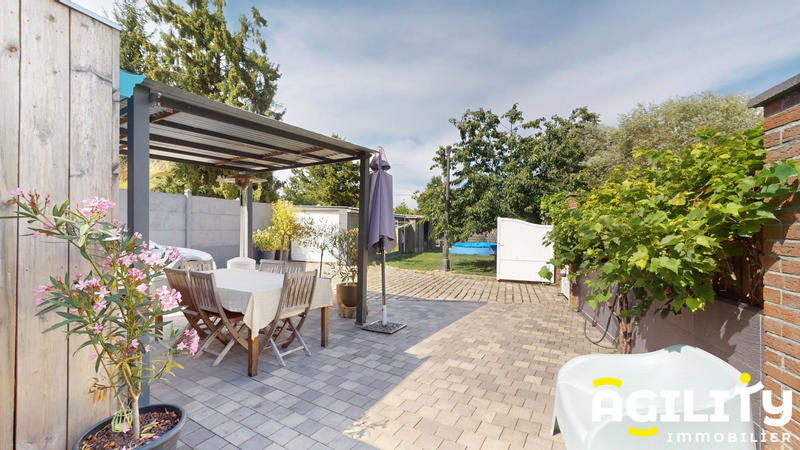 Maison - 100 m² - 4 pièces