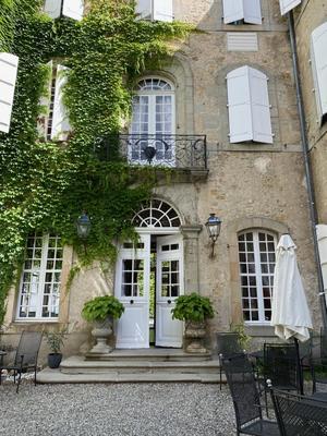 Maison - 746 m² - 15 pièces