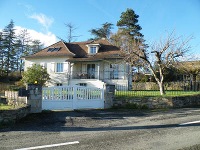 Villa - 158 m² - 7 pièces