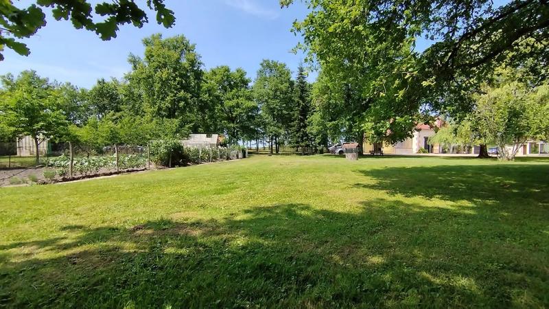 Maison - 288 m² - 6 pièces