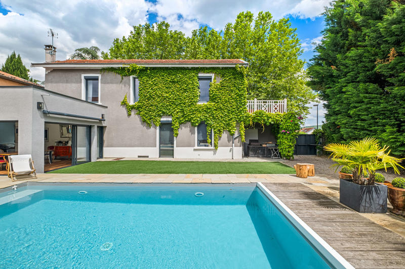 Maison - 155 m² - 5 pièces